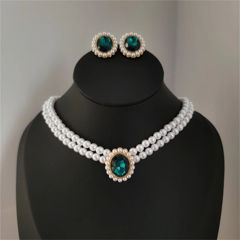 Elegant pearl necklace & earring