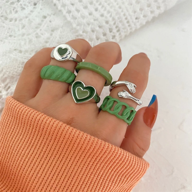 6 pcs hug heart ring set