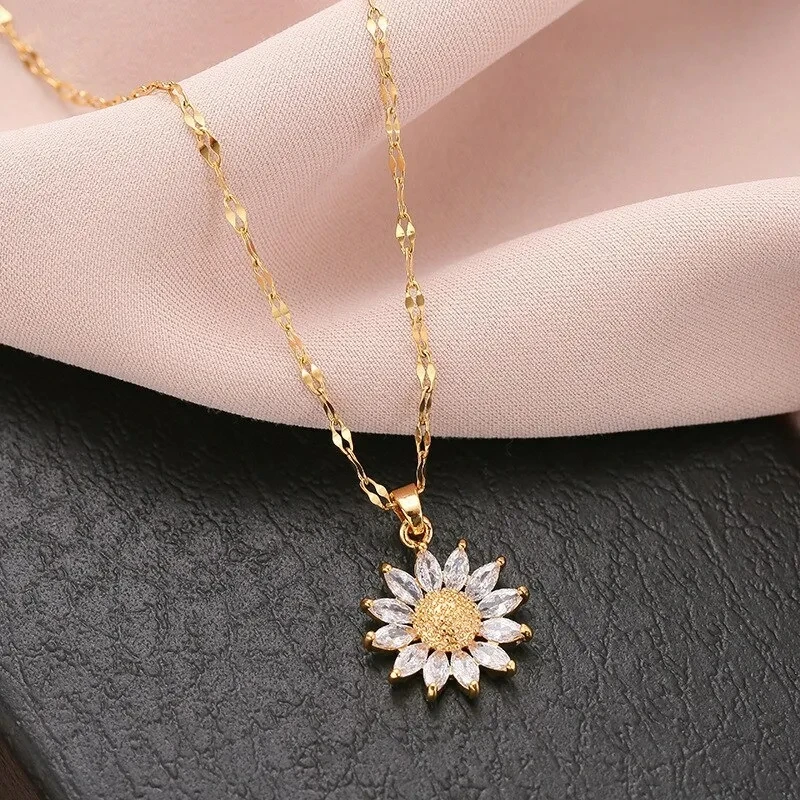 flower stainless steel necklace