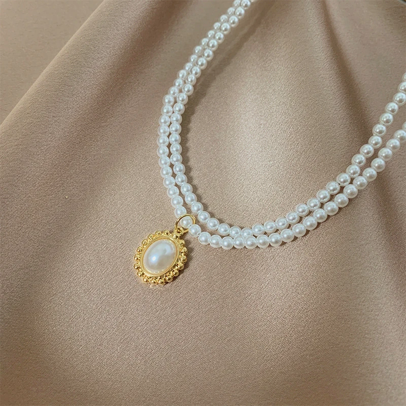 Pearl necklace